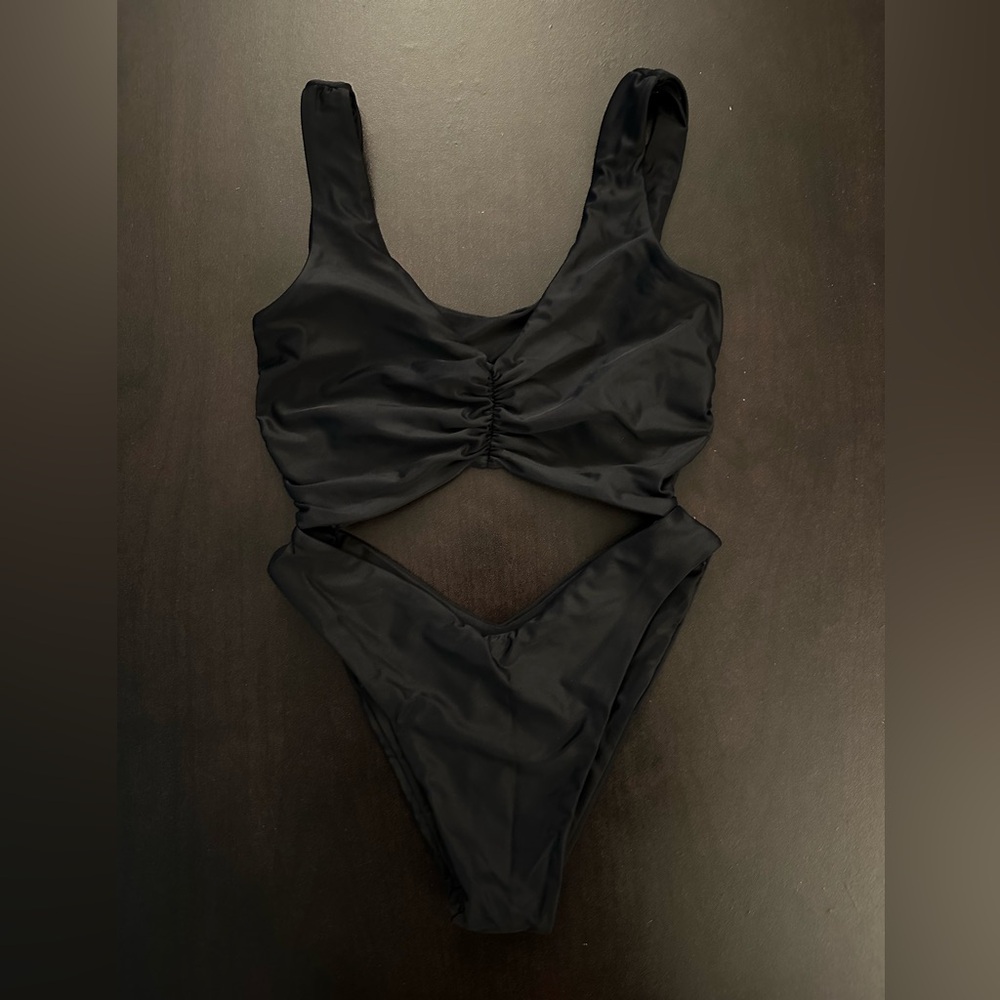Moana Bikini Black Cola Monokini One Piece